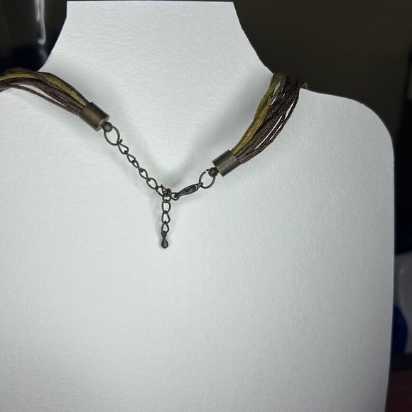 Brown/Bronze swirl‎ pendant with rhinestones on a multi corded necklace - Picture 5 of 9